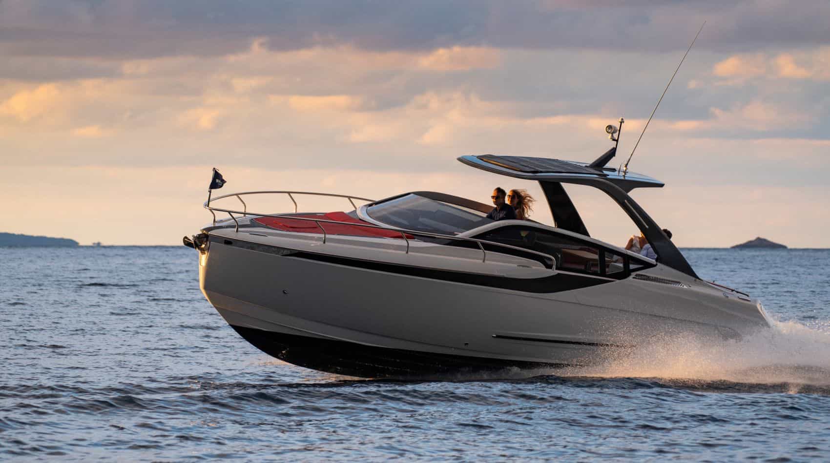 Fairline F-Line 33 9