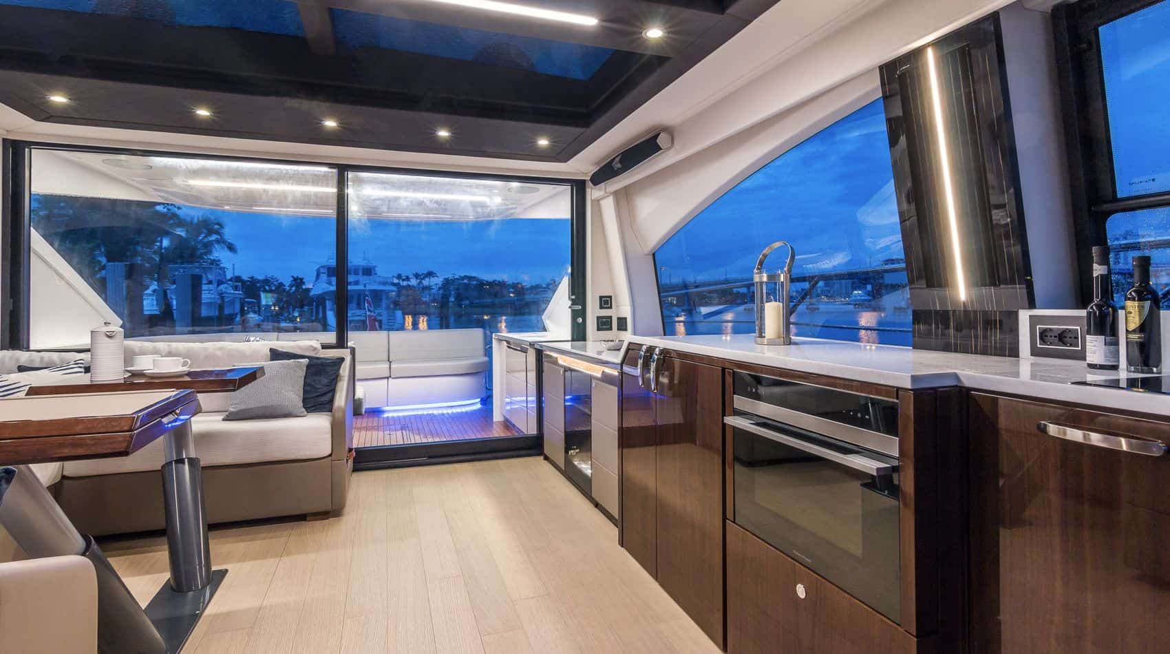Fairline Targa 65 GTO Interior 5