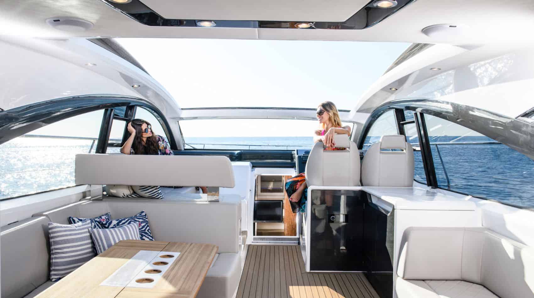 Fairline Tagra 45 open 1