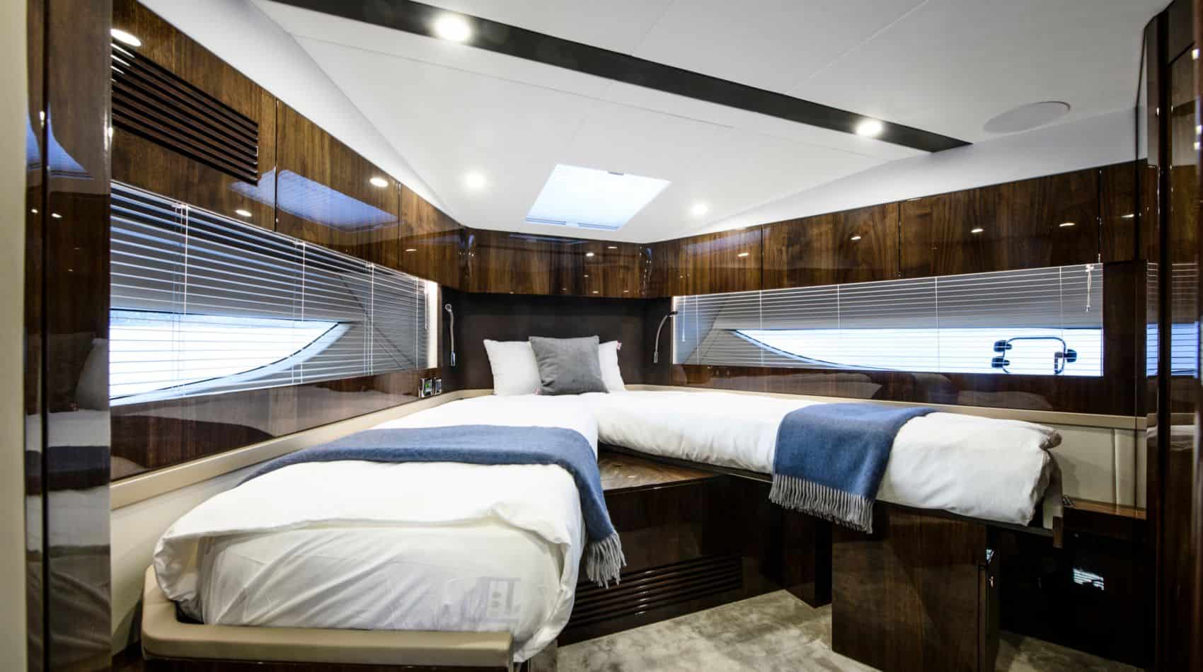 Fairline Tagra 45 open 11